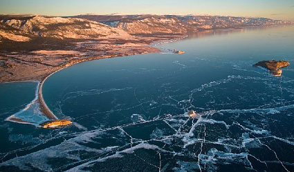 Великие водоемы России: славное море, священный Байкал